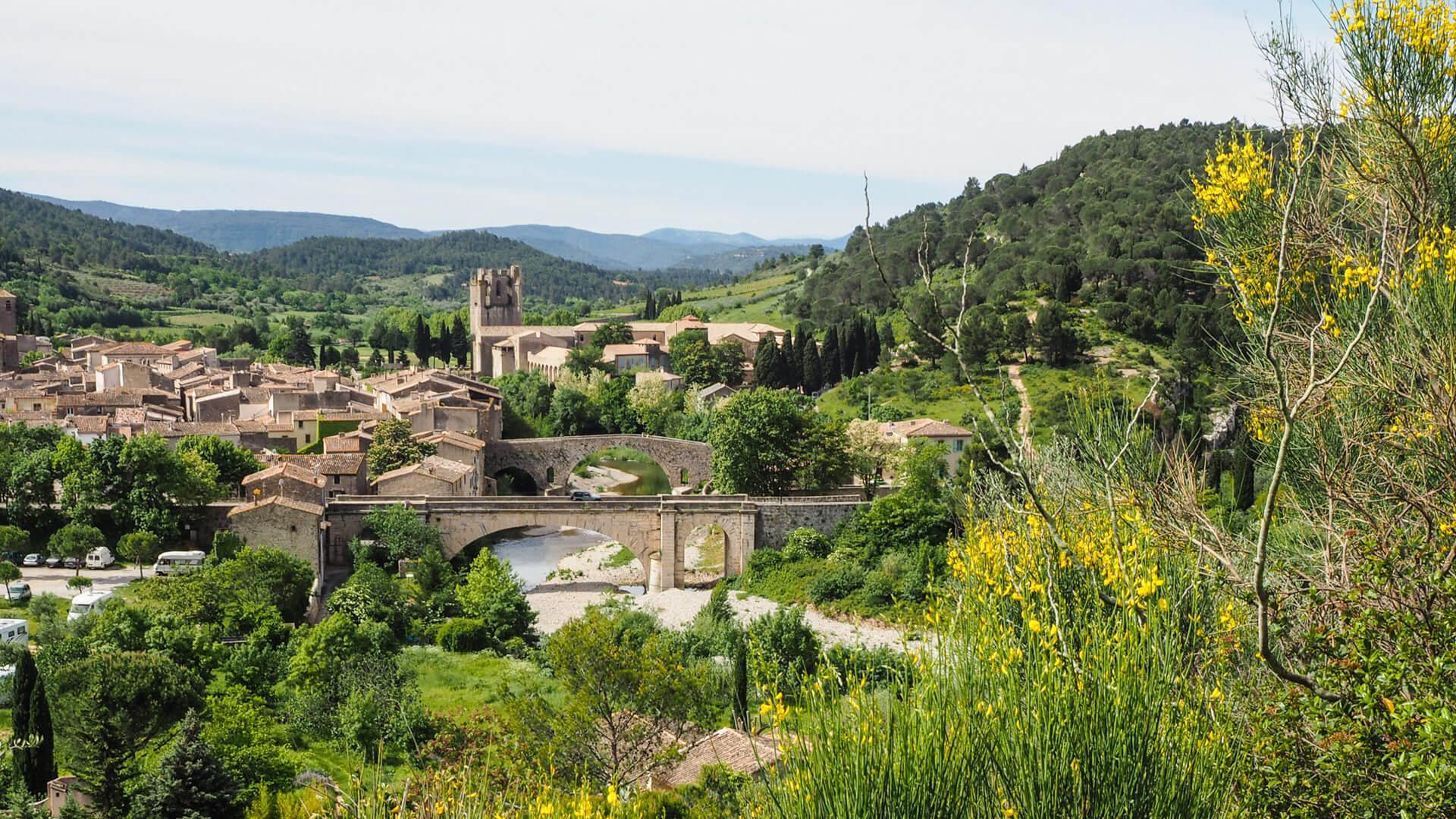 Panorama de Lagrasse dans l'Aude