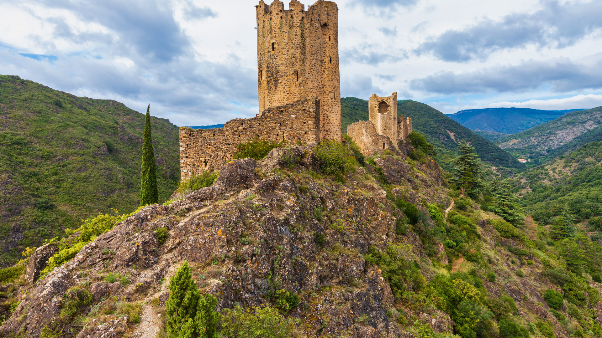 Châteaux cathares dans le département de l'Aude