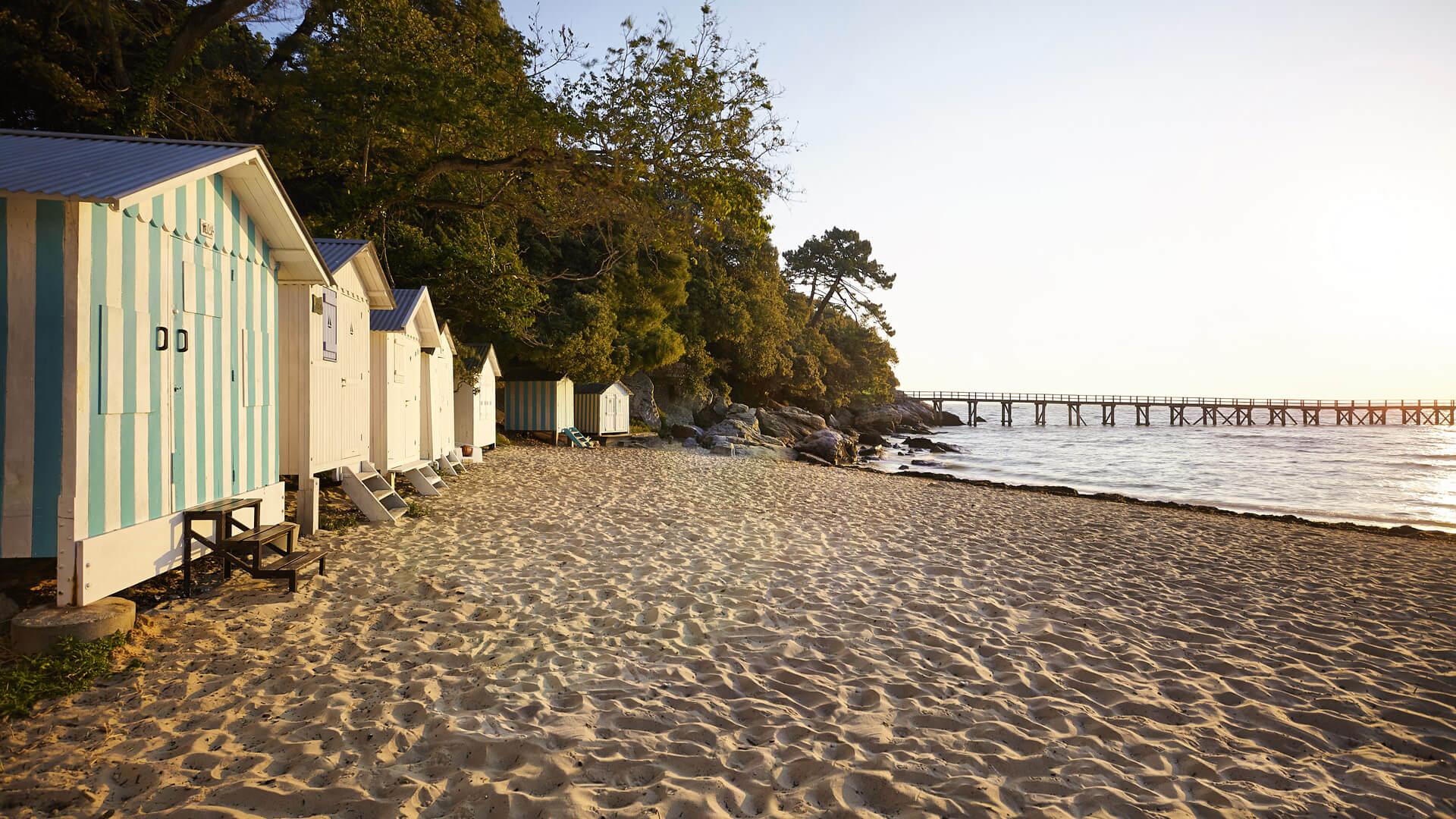 Cabanons sur les plages de la Vendée